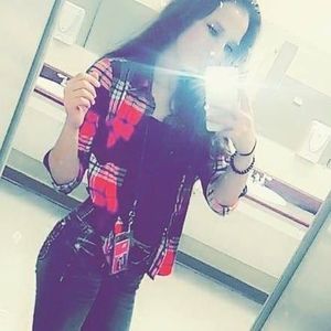 Meet your Posher, Chasity